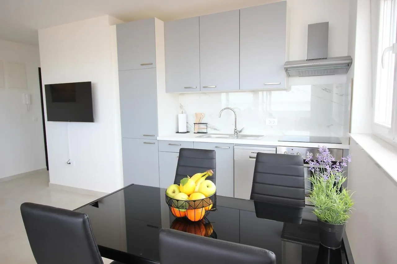 Appartamento Sunshine Bay Nin
